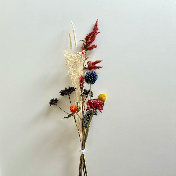 Dried flower bouquet