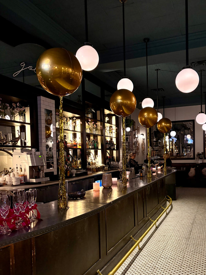 Orbz Balloon Centrepiece