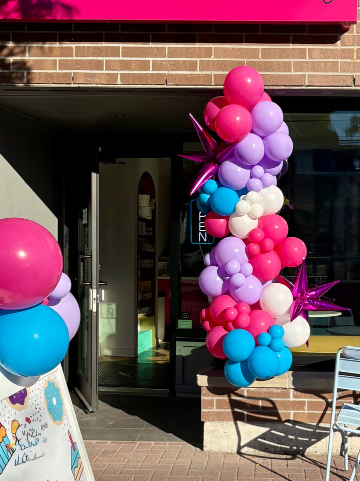 Dazzle Balloon Garland, Fête