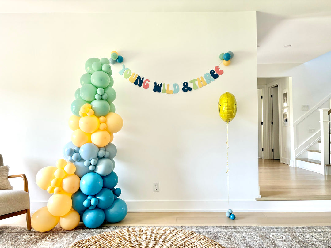 Organic Balloon Column (choose your colours)