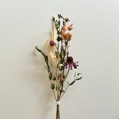 Dried flower bouquet