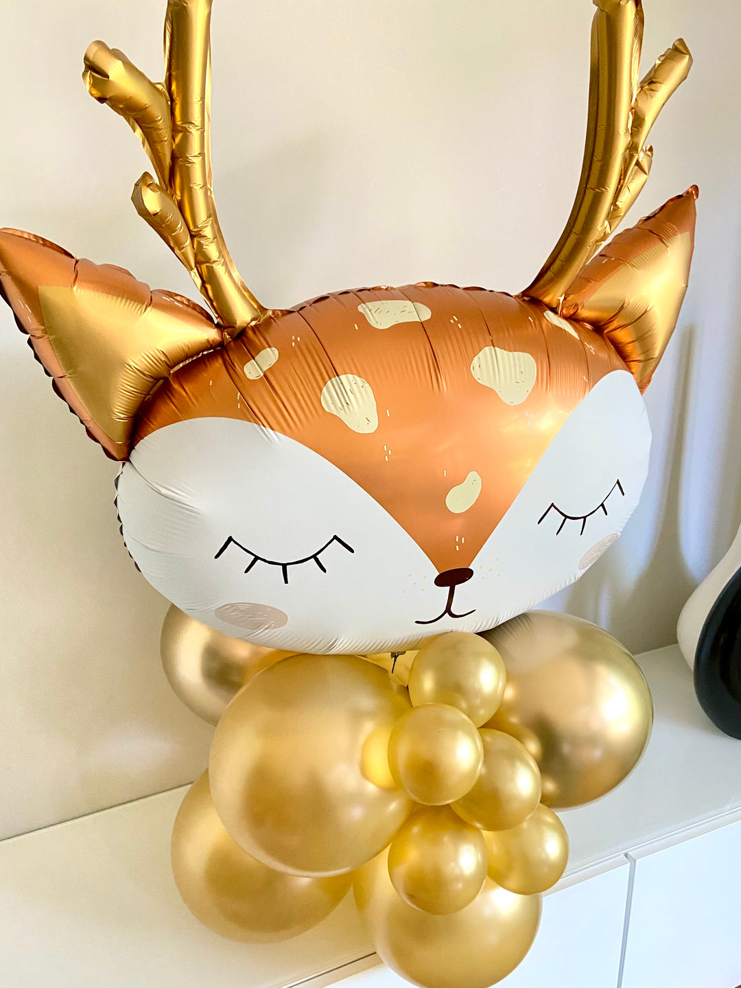 Woodland Deer Balloon Column