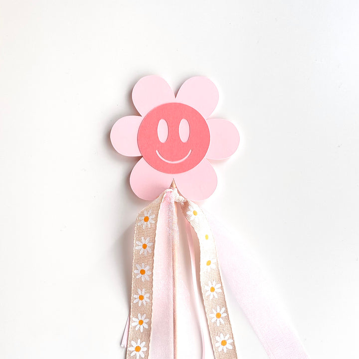 Smiley Face Daisy Wand